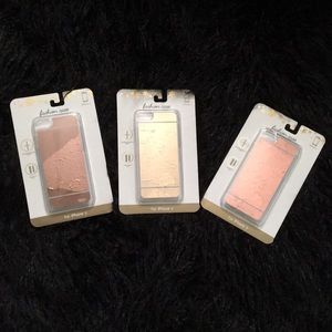 3 phone cases! New in box ! 📱